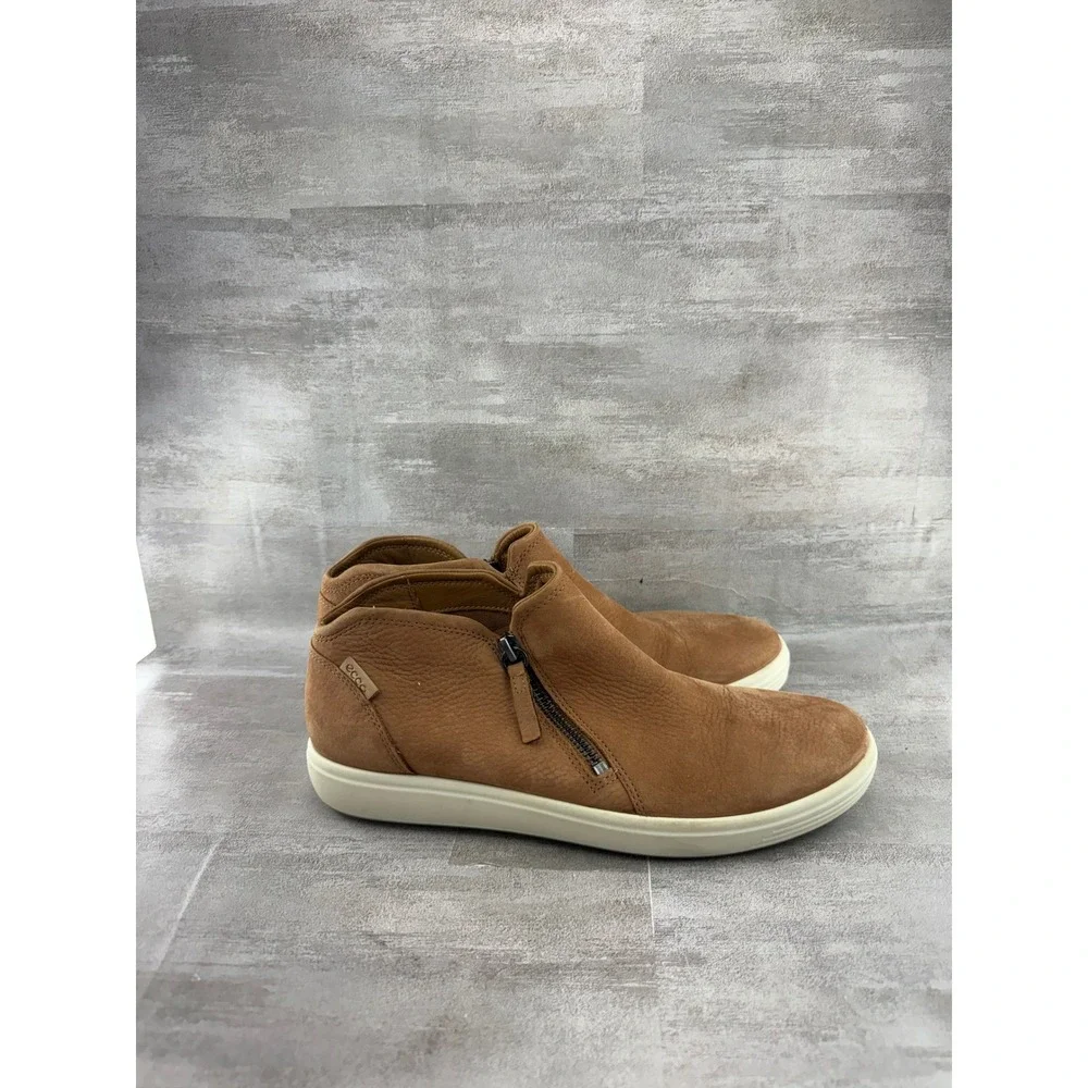 ECCO Soft 7 Tred Zip Booties Camel Brown Nubuck Leather Women Sz 8-8.5 430243